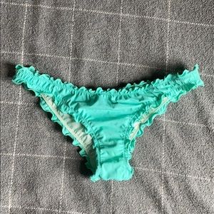 Ruffled VS Bikini Bottoms
